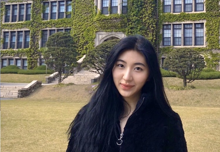 From Chicago to Seoul: Exploring my Identity at Yonsei as a Female Asian Artist 