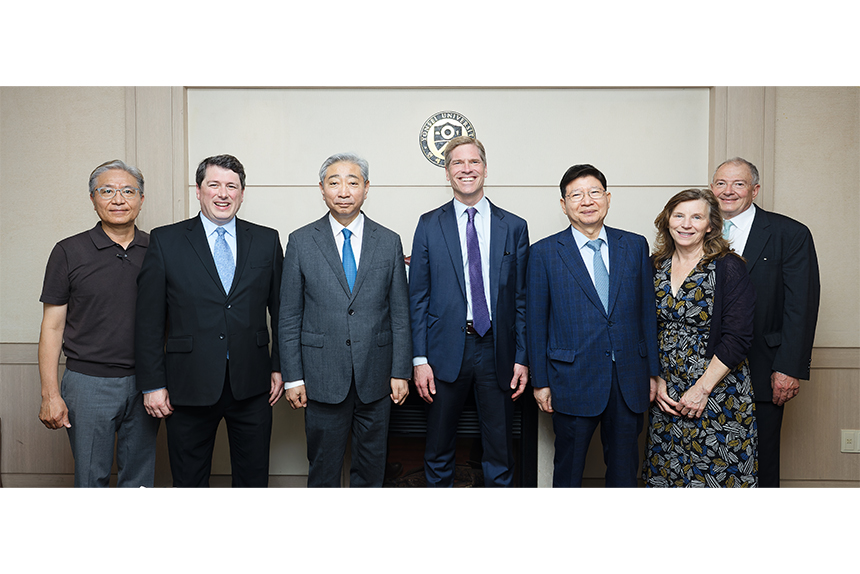 엠허스트대학교 총장 오찬