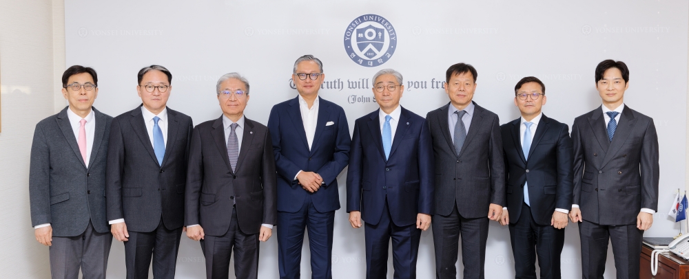 연경장학회 장학금 전달식(_EO_29671월 5일 발전기금 전달식.jpg) 관련사진3